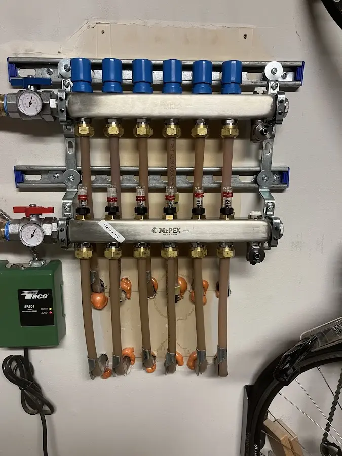 Plumber performing Leak Detection at a residential property in Lake Nacimiento